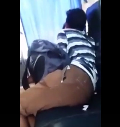 คลิปหนุ่มสาวนัวเนียบนรถทัวร์ ไม่มีหักห้ามใจ คลิปหนุ่มสาวนัวเนียบนรถทัวร์ ไม่มีหักห้ามใจ