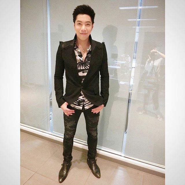 ก้อง กรุณ ก้อง กรุณ