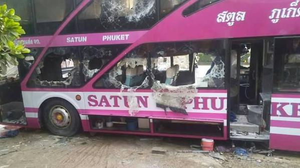 ไฟไหม้รถทัวร์ ไฟไหม้รถทัวร์