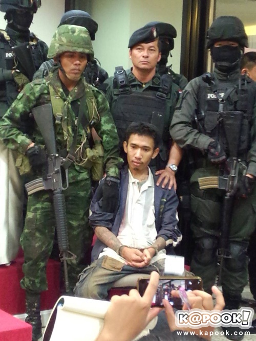 เบนซ์ ท่าทราย เบนซ์ ท่าทราย