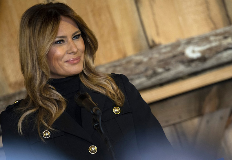 เมลาเนีย เมลาเนีย