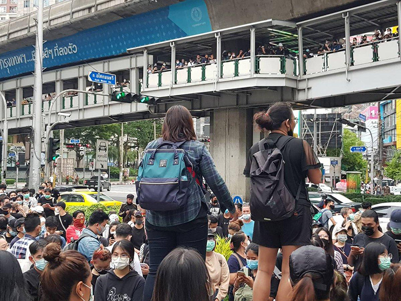 เกาะติดชุมนุม 18 ตุลา เกาะติดชุมนุม 18 ตุลา