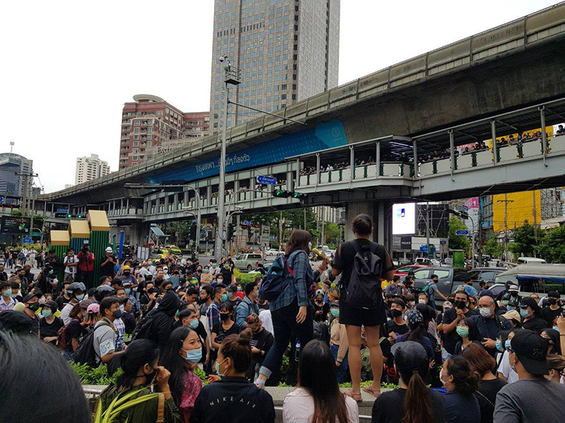 เกาะติดชุมนุม 18 ตุลา เกาะติดชุมนุม 18 ตุลา