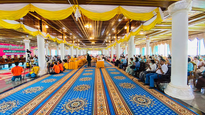 ยอดทำบุญทอดกฐินสามัคคี ไอ้ไข่ ยอดทำบุญทอดกฐินสามัคคี ไอ้ไข่