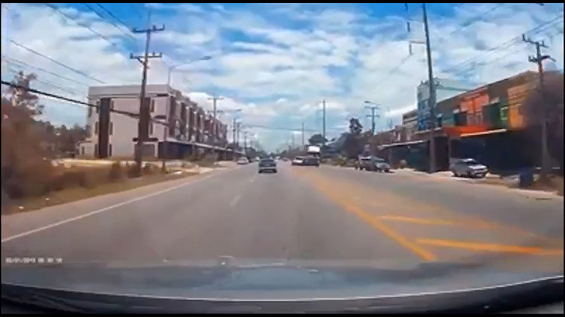 ภาพข่าว คลิปรถ 6 ล้อ ภาพข่าว คลิปรถ 6 ล้อ