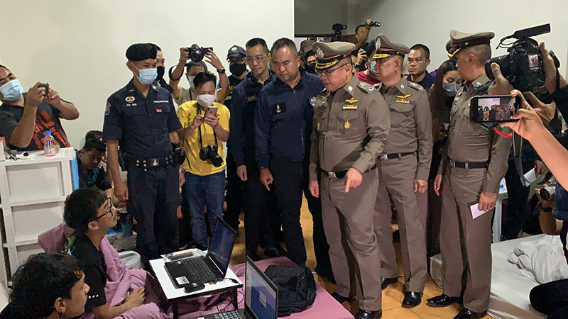 บุกรวบเว็บพนันออนไลน์ บุกรวบเว็บพนันออนไลน์