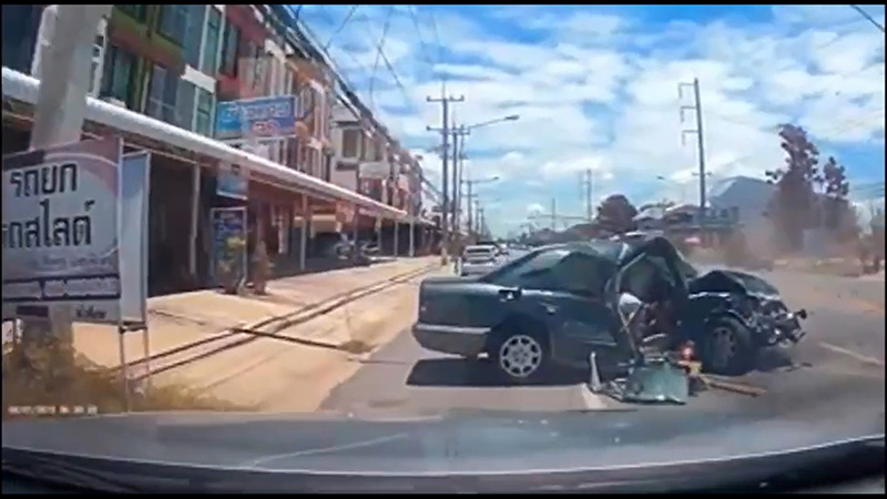 ภาพข่าว คลิปรถ 6 ล้อ ภาพข่าว คลิปรถ 6 ล้อ