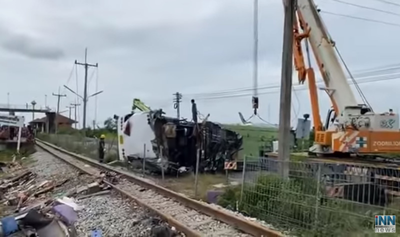 คลิปกู้ซากรถบัส คลิปกู้ซากรถบัส