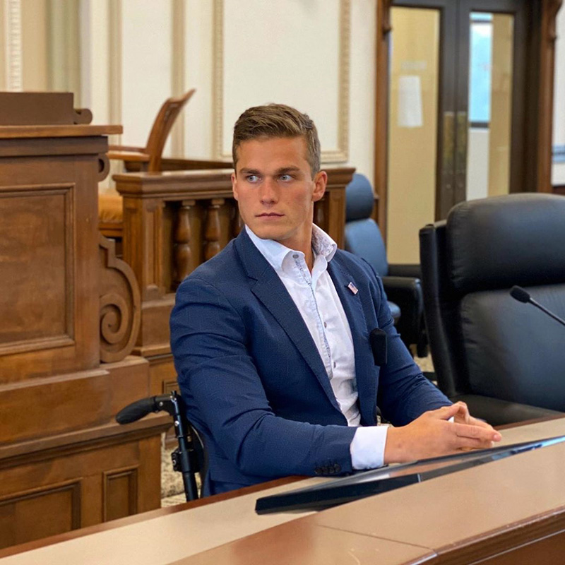 แมดิสัน คอว์ธอร์น แมดิสัน คอว์ธอร์น