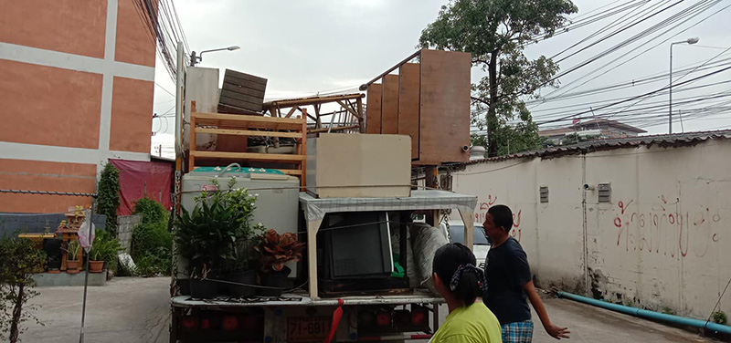 นักธุรกิจสาวเศร้า นักธุรกิจสาวเศร้า