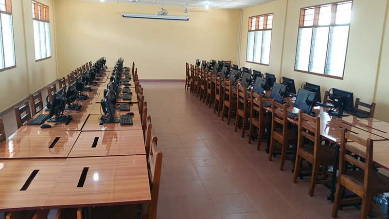 ครูวาดหน้าตาคอมฯ ครูวาดหน้าตาคอมฯ