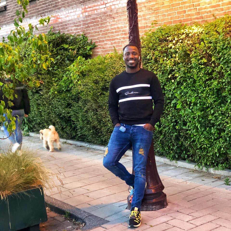 ครูวาดหน้าตาคอมฯ ครูวาดหน้าตาคอมฯ