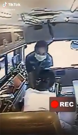 ภาพข่าวเปิดคลิปพยาบาลล้มหัวทิ่ม ภาพข่าวเปิดคลิปพยาบาลล้มหัวทิ่ม