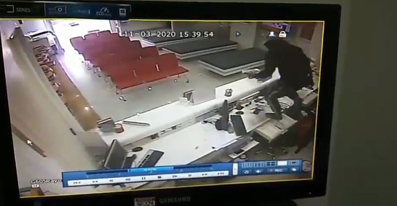 โจรควงปืน โจรควงปืน