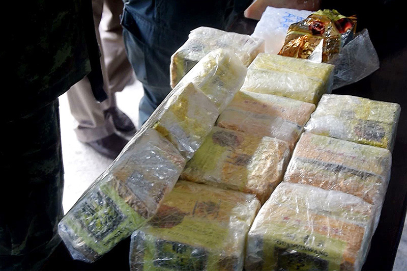 ภาพข่าวไอซ์ 1.4 ตัน ภาพข่าวไอซ์ 1.4 ตัน