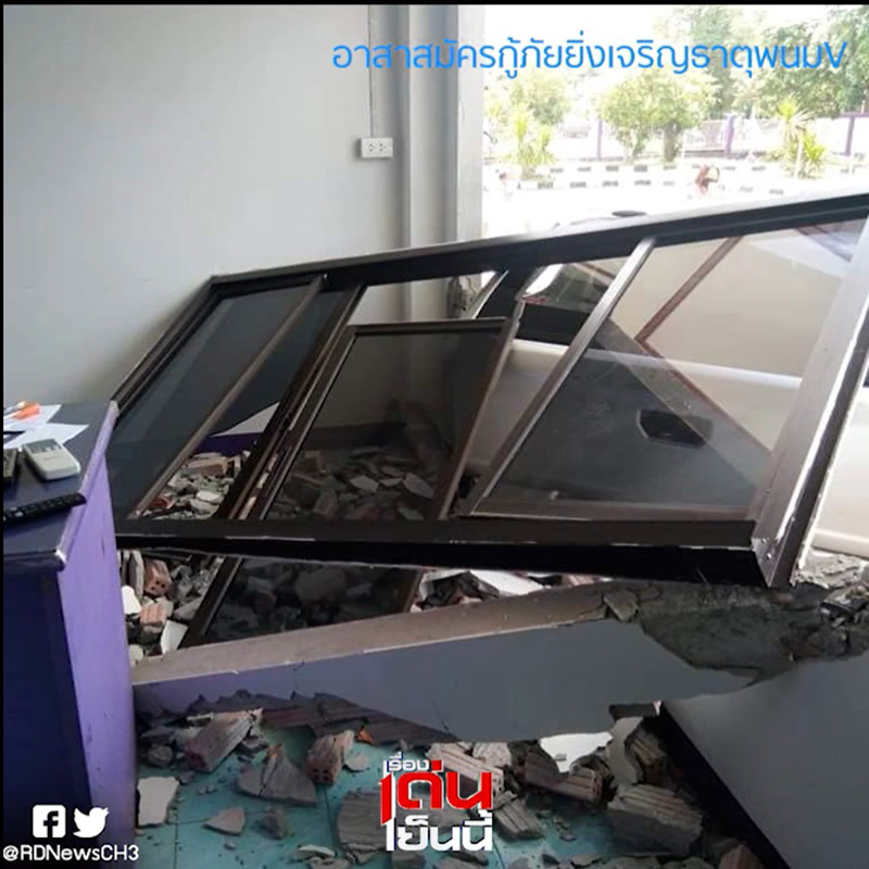 ภาพข่าวหนุ่มมาสอบใบขับขี่ ภาพข่าวหนุ่มมาสอบใบขับขี่