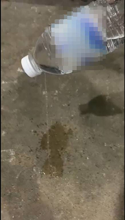 ภาพข่าวหนุ่มวางขวดน้ำ ภาพข่าวหนุ่มวางขวดน้ำ