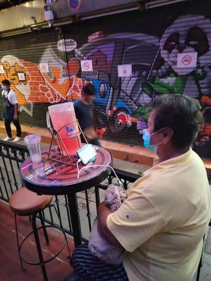 ป้าจองโต๊ะ ป้าจองโต๊ะ