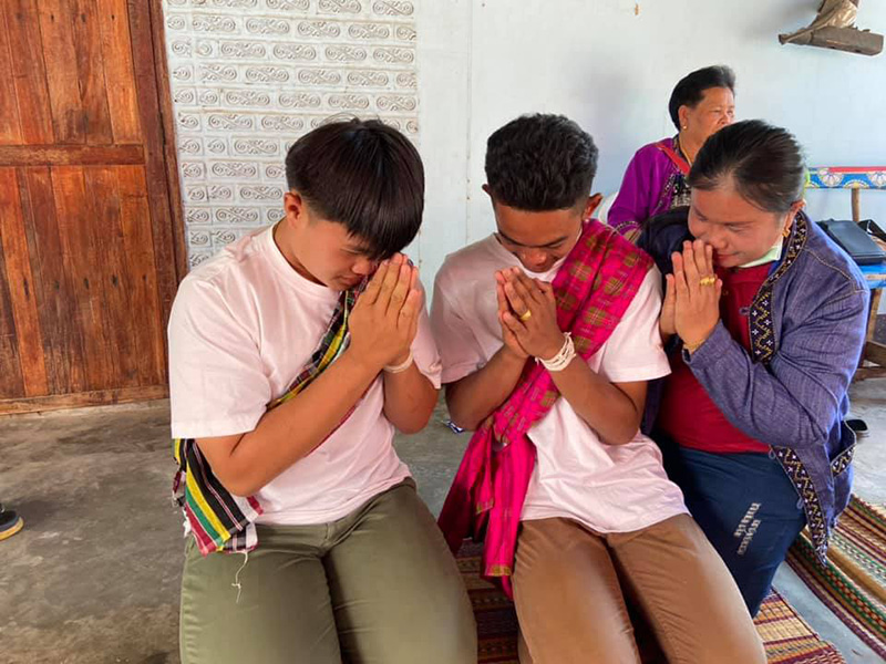 หนุ่ม ม.5 หมั้นหนุ่ม ม.6 หนุ่ม ม.5 หมั้นหนุ่ม ม.6