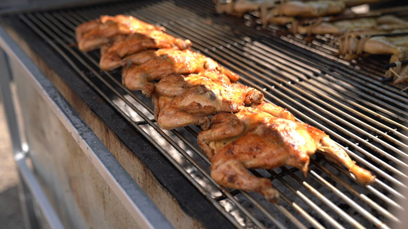 โรงแรมดังขายไก่ย่าง โรงแรมดังขายไก่ย่าง