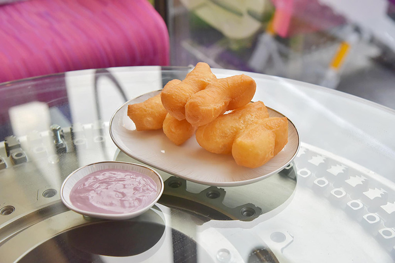 ปาท่องโก๋ ปาท่องโก๋