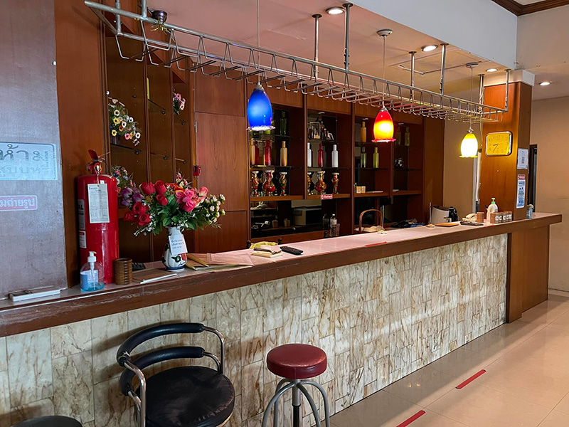 ประกาศขายกิจการอาบอบนวด 470 ล้าน ประกาศขายกิจการอาบอบนวด 470 ล้าน