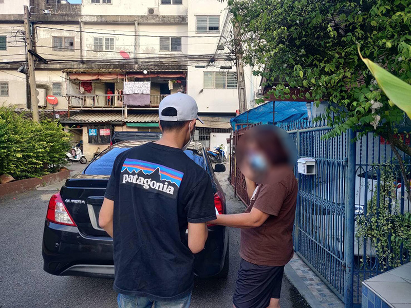 พนักงานธนาคาร ปลอมเอกสารโกงเงิน ATM พนักงานธนาคาร ปลอมเอกสารโกงเงิน ATM