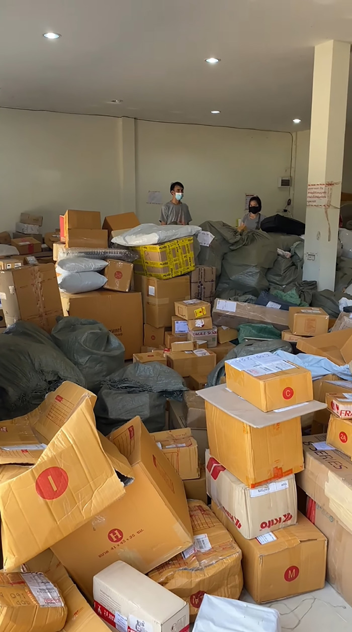 โกดังขนส่งชื่อดัง โกดังขนส่งชื่อดัง