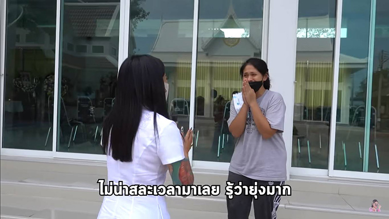 พิมรี่พาย โผกอดแม่น้องปาย พิมรี่พาย โผกอดแม่น้องปาย