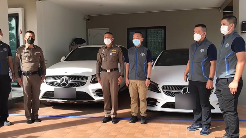 2 อดีตพนักงาน ฉกบัตรเติมเงินค่ายมือถือ 2 อดีตพนักงาน ฉกบัตรเติมเงินค่ายมือถือ