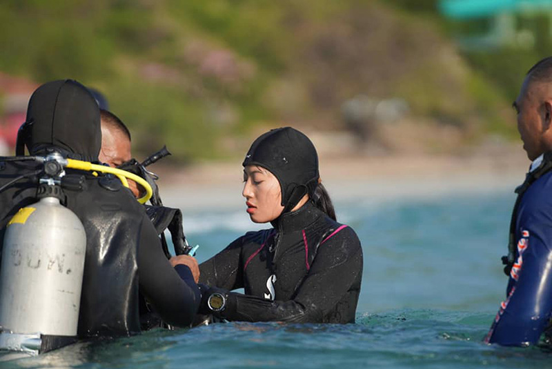 กองทัพเรือ ทูลเกล้าฯ ถวายเครื่องหมาย นักทำลายใต้น้ำจู่โจม เจ้าฟ้าสิริวัณณวรีฯ กองทัพเรือ ทูลเกล้าฯ ถวายเครื่องหมาย นักทำลายใต้น้ำจู่โจม เจ้าฟ้าสิริวัณณวรีฯ