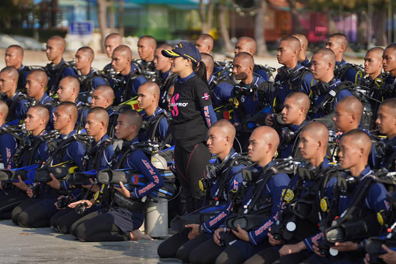 กองทัพเรือ ทูลเกล้าฯ ถวายเครื่องหมาย นักทำลายใต้น้ำจู่โจม เจ้าฟ้าสิริวัณณวรีฯ กองทัพเรือ ทูลเกล้าฯ ถวายเครื่องหมาย นักทำลายใต้น้ำจู่โจม เจ้าฟ้าสิริวัณณวรีฯ