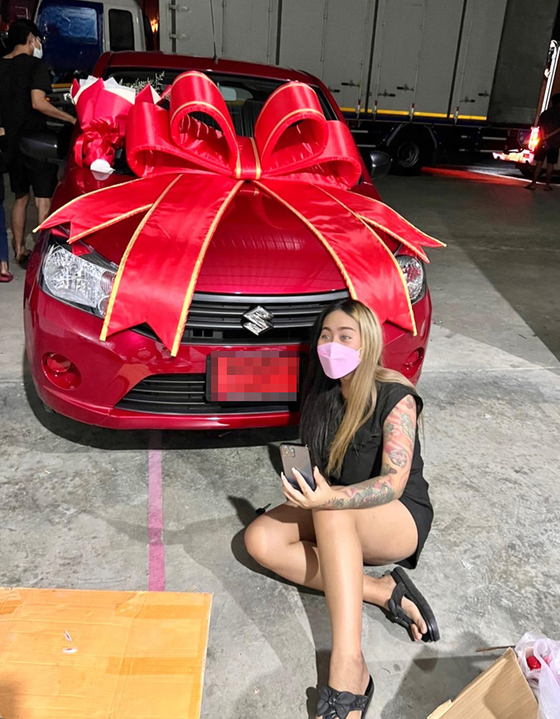 กล่องสุ่ม 1 แสน พิมรี่พาย แจกรถ กล่องสุ่ม 1 แสน พิมรี่พาย แจกรถ