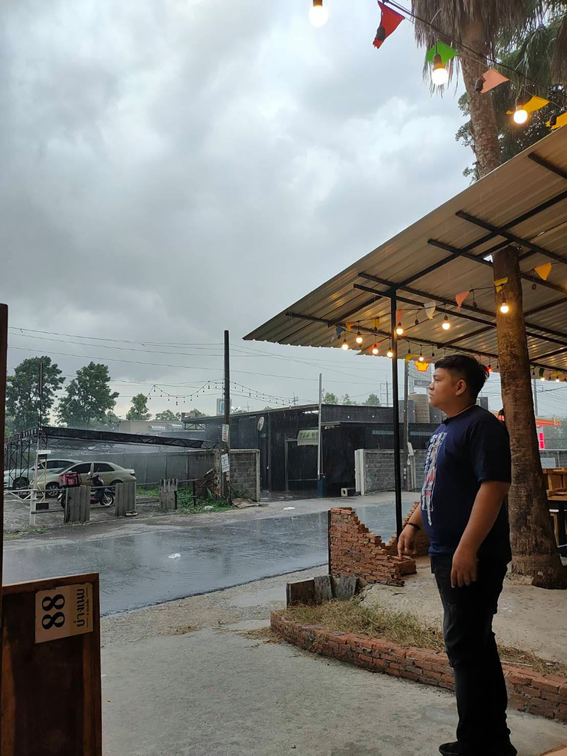 เจ้าของร้านปิ้งย่าง ระบายความในใจ เจ้าของร้านปิ้งย่าง ระบายความในใจ