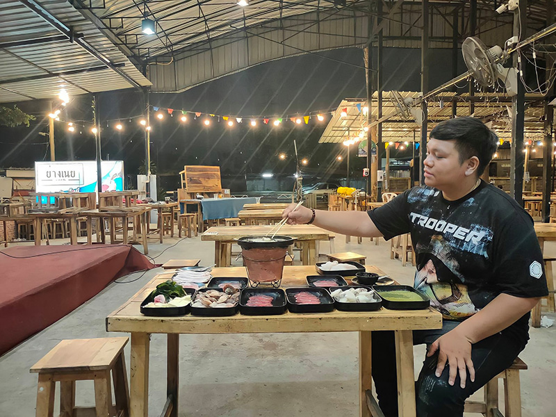 เจ้าของร้านปิ้งย่าง ระบายความในใจ เจ้าของร้านปิ้งย่าง ระบายความในใจ