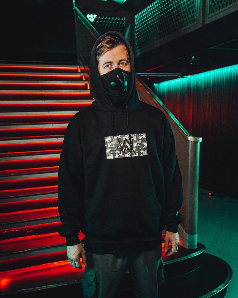 อลัน วอล์กเกอร์ อลัน วอล์กเกอร์