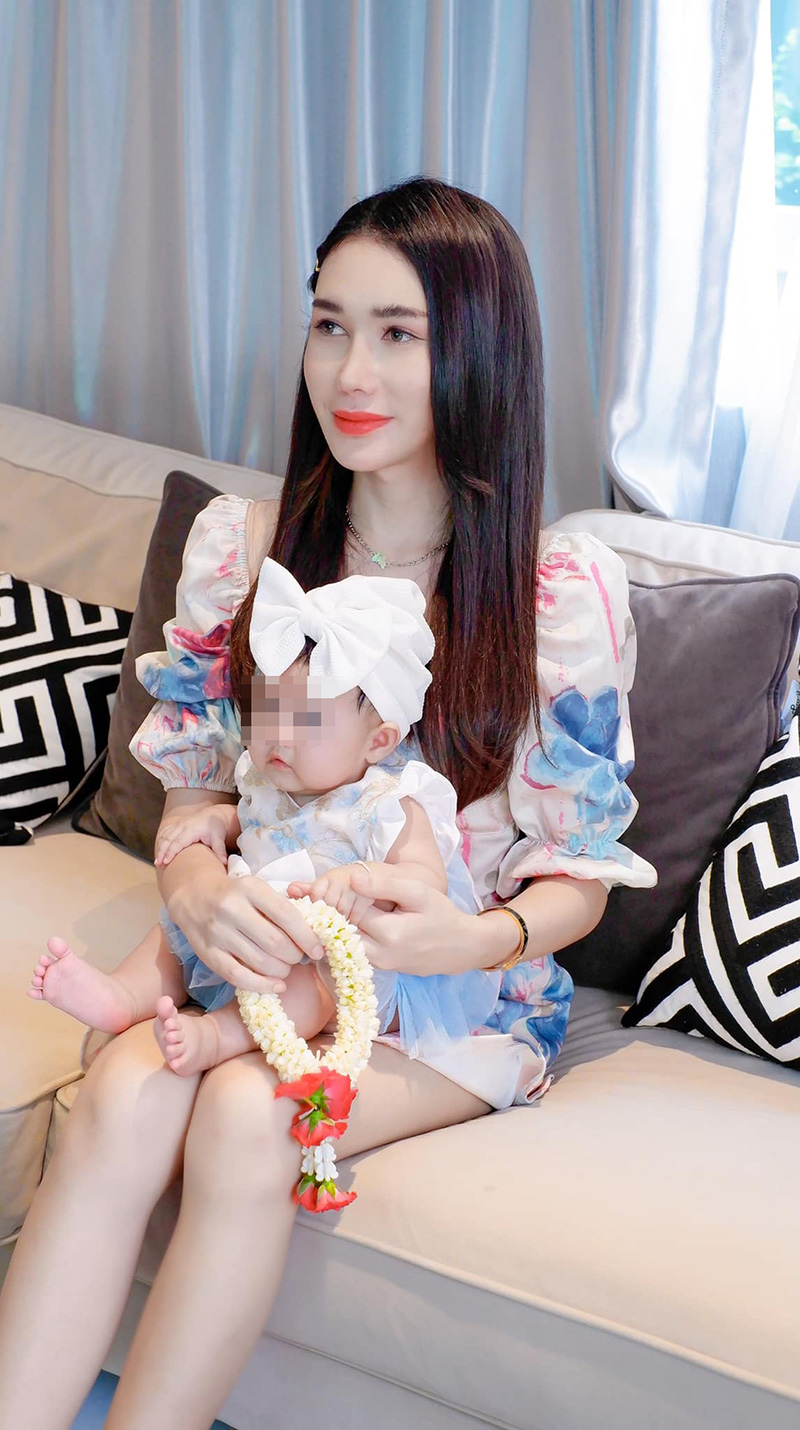 บาสตี้ เน็ตไอดอลสาวสอง ร่ำไห้ บาสตี้ เน็ตไอดอลสาวสอง ร่ำไห้