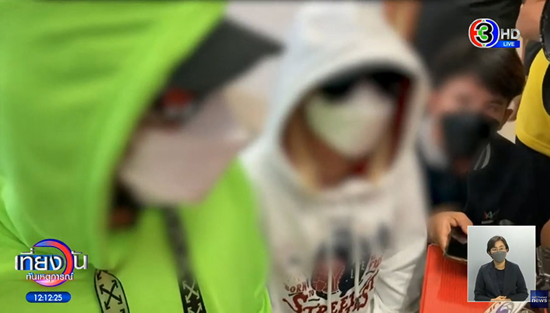 สาวให้ FC ดูดนม เข้ามอบตัว สาวให้ FC ดูดนม เข้ามอบตัว