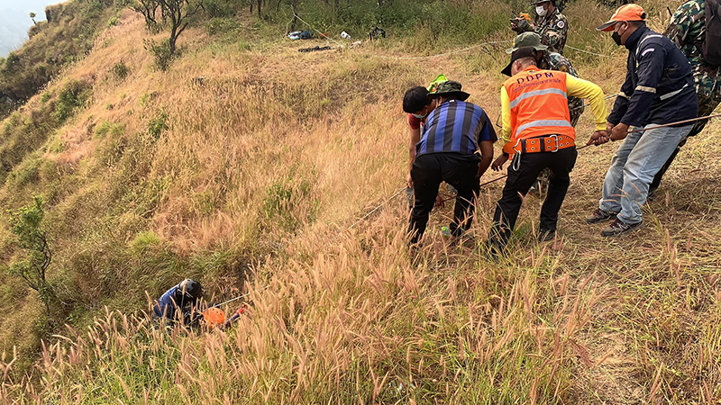 ช่วยทหารตกเหวลึก 104 เมตร ดอยมณฑา ช่วยทหารตกเหวลึก 104 เมตร ดอยมณฑา