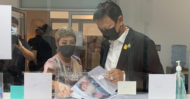 ลูกสาวอาม่าฮวย แจ้งความเอาผิดสื่อ ลูกสาวอาม่าฮวย แจ้งความเอาผิดสื่อ