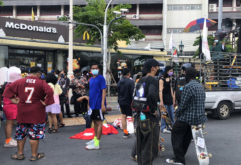 ไฮโซลูกนัท ไฮโซลูกนัท