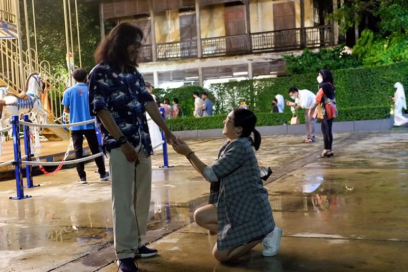 หนุ่มวางแผนเซอร์ไพรส์ขอแฟนแต่งงาน หนุ่มวางแผนเซอร์ไพรส์ขอแฟนแต่งงาน