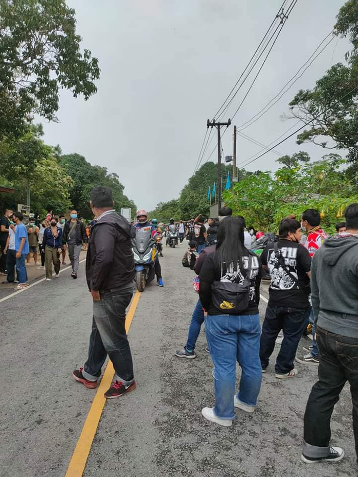 คนแห่เที่ยวเขาใหญ่ คนแห่เที่ยวเขาใหญ่