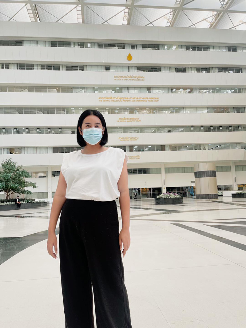 นารา เครปกะเทย นารา เครปกะเทย