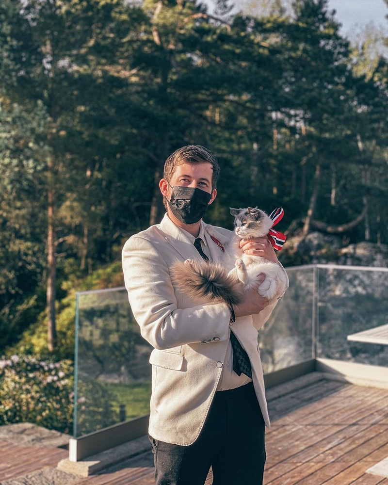 อลัน วอล์กเกอร์ อลัน วอล์กเกอร์