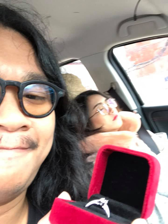 หนุ่มวางแผนเซอร์ไพรส์ขอแฟนแต่งงาน หนุ่มวางแผนเซอร์ไพรส์ขอแฟนแต่งงาน