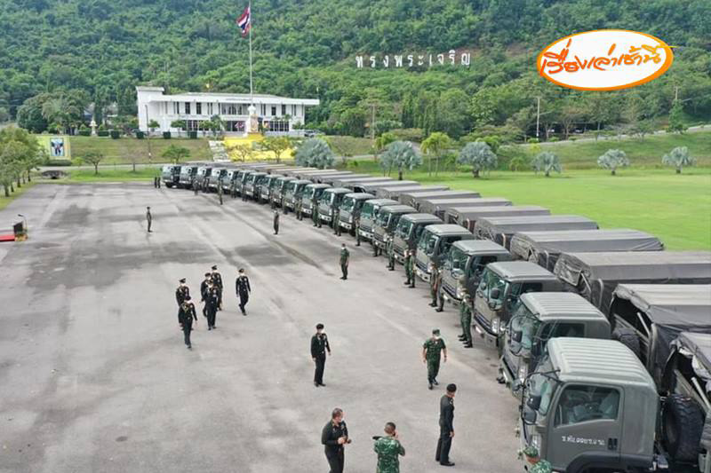 รถทหาร รถทหาร