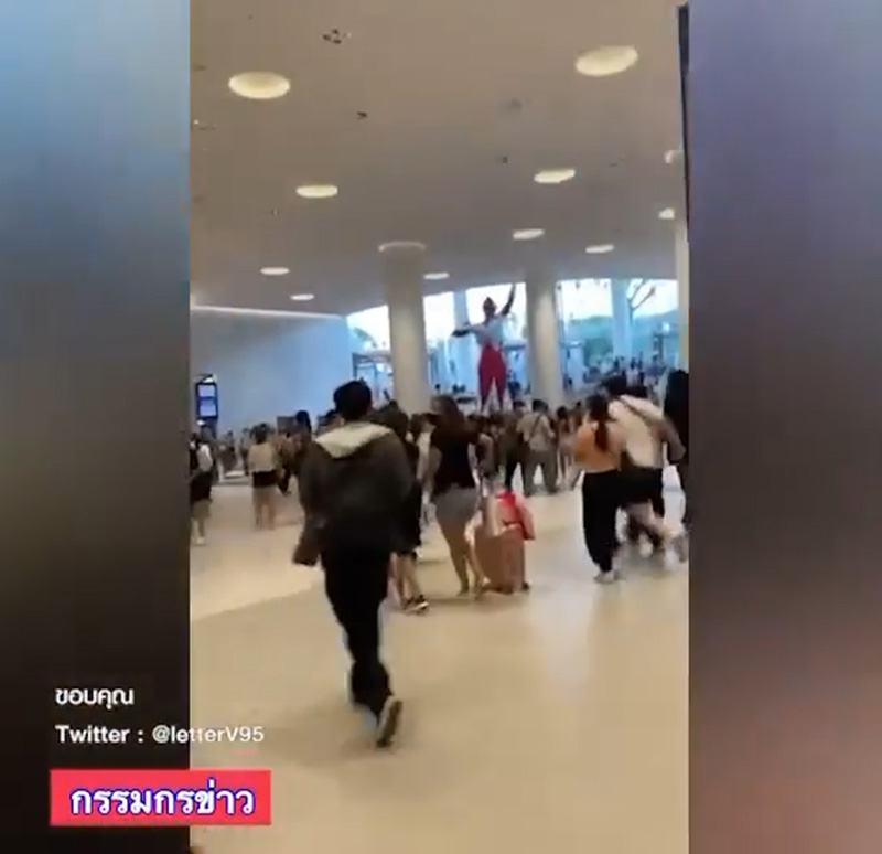 เค ร้อยล้าน ป่วนงานหนังสือ เค ร้อยล้าน ป่วนงานหนังสือ