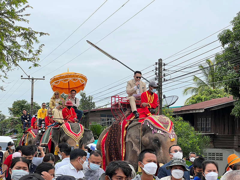งานบวชสุดอลังการ งานบวชสุดอลังการ