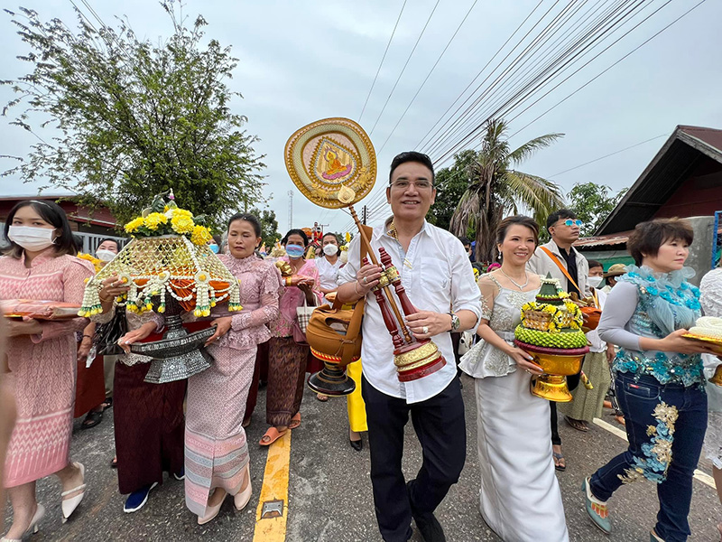 งานบวชสุดอลังการ งานบวชสุดอลังการ